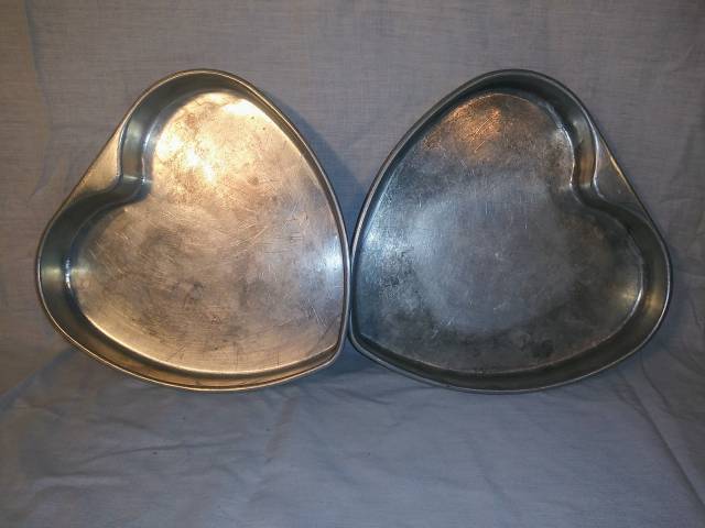 Cake pans