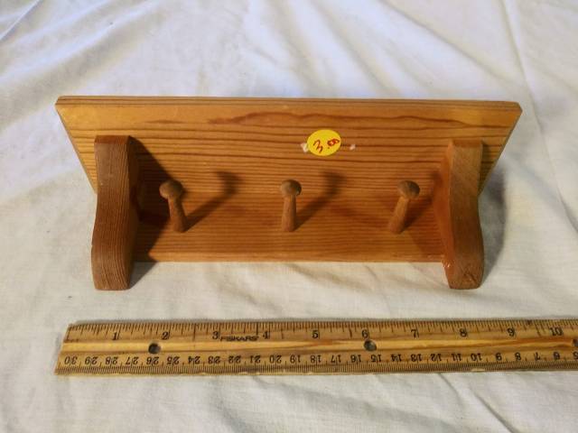 Wood key rack