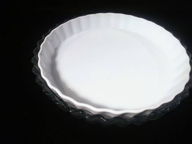 Glass serving dishes